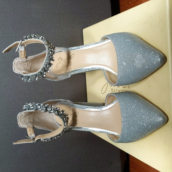 NIB Jewel Badgley Mischka Women's Ollie High Heel Pump Silver - Picture 4 of 14
